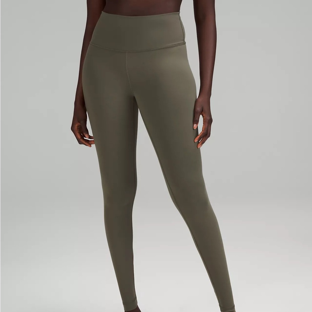 Lululemon Active Set - Picture 2 of 6